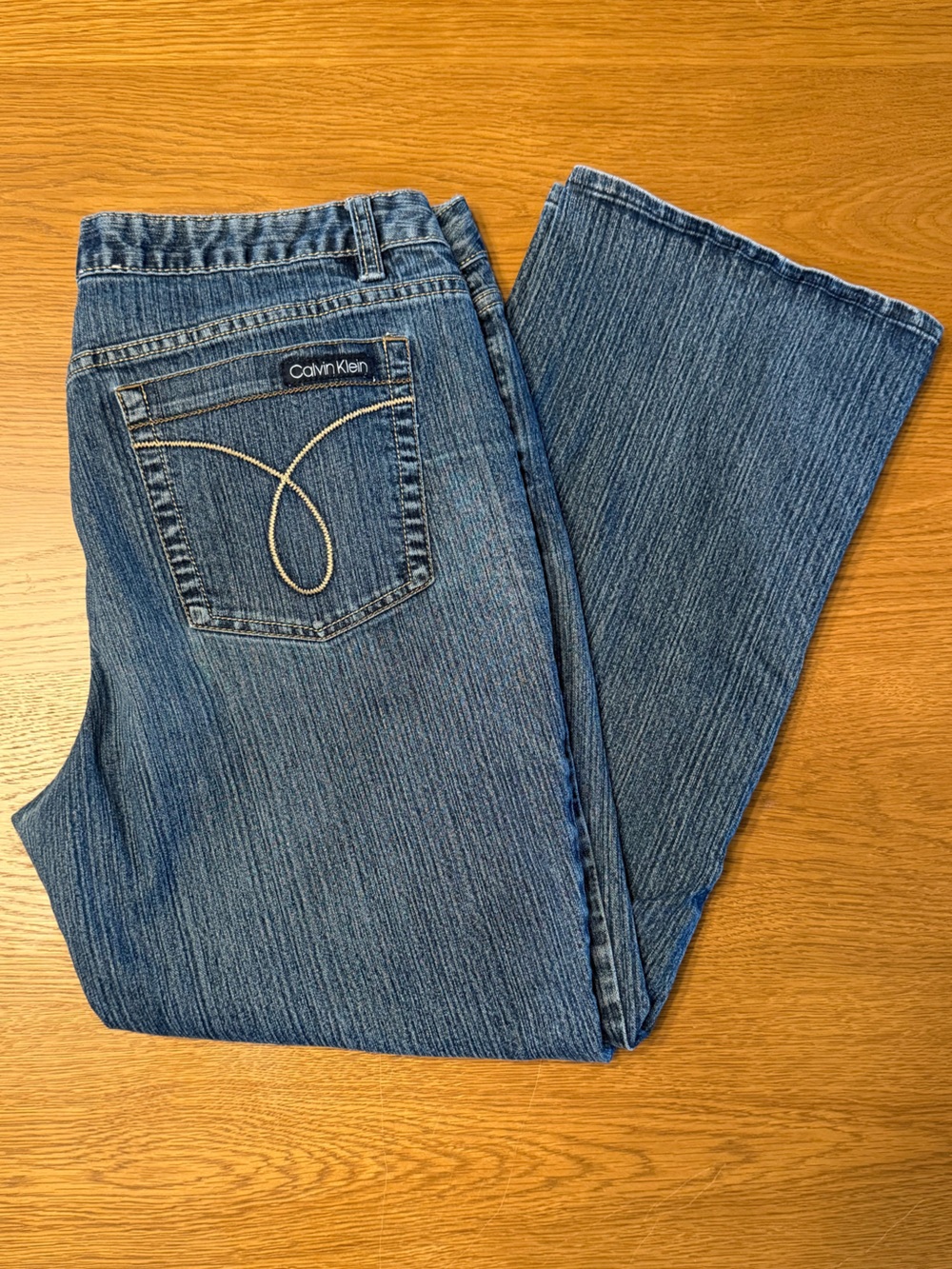 Calvin Klein Women’s Flare Jeans Size 16 Dark Wash Mid Rise